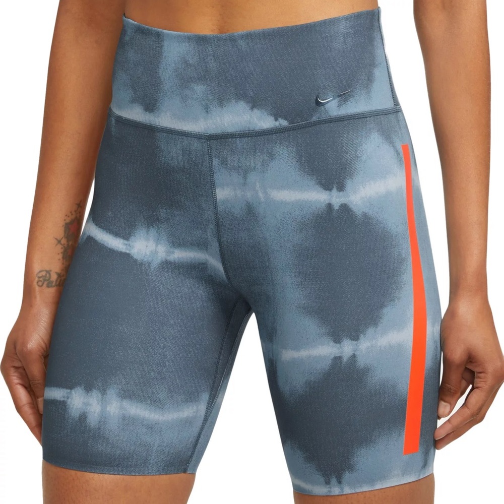 Nike Women's One Luxe Dri-FIT 7" Mid-Rise Printed Training Shorts DO7814-058